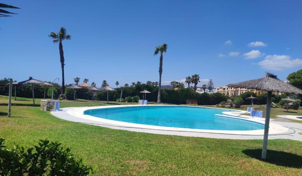 Apartamento En Urbanizacion De Primera Linea De Playa, Atlanterra Zahara De Los Atunes Εξωτερικό φωτογραφία